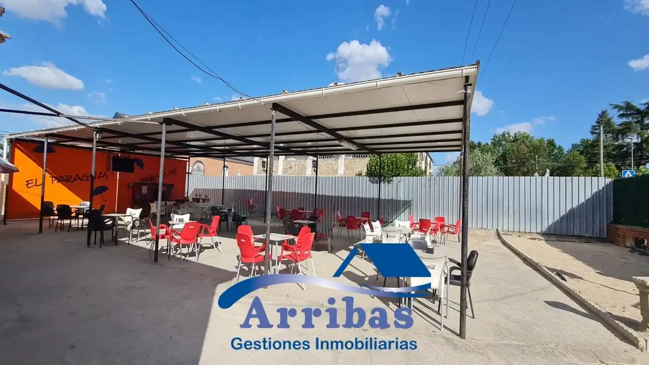 Terraza de Local en venta en Escalona con Aire acondicionado y Calefacción