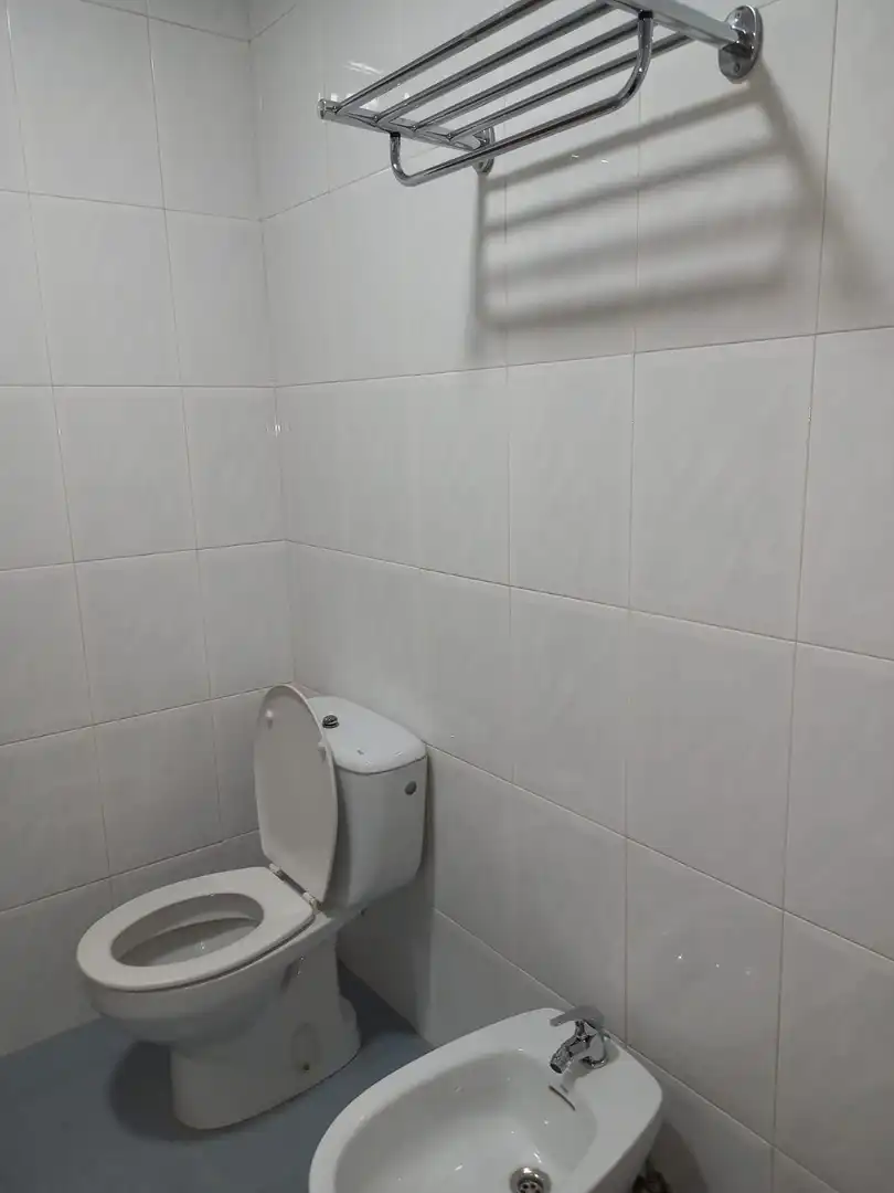 Baño de Piso de alquiler en Murcia con Aire acondicionado, Calefacción y Terraza