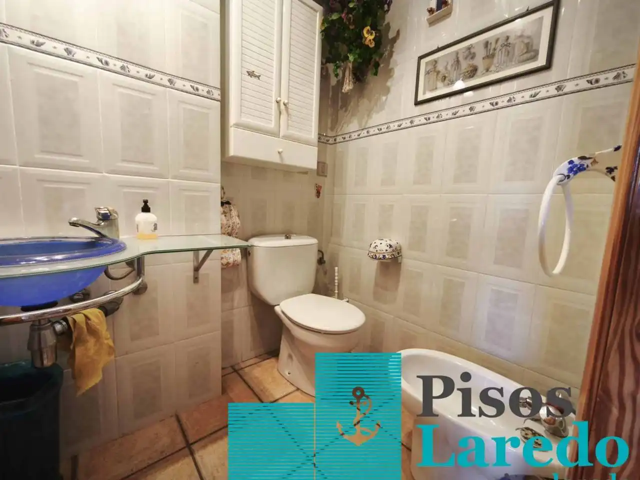 Badezimmer von Maisonette zum Verkauf in Laredo mit Heizung, Parkett und Terrasse