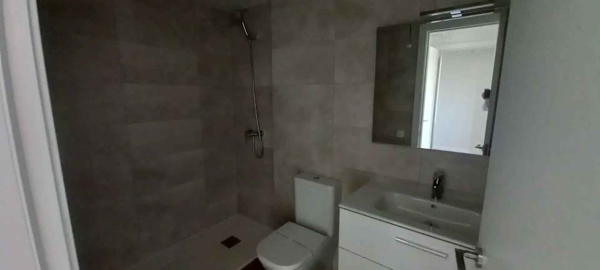 Badezimmer von Wohnung zur Miete in Quart de Poblet mit Abstellraum und Schwimmbad