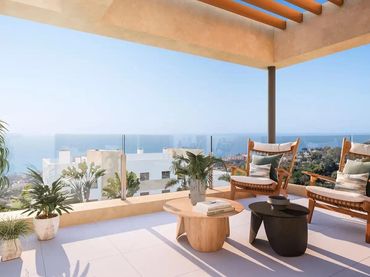 Ático con piscina en venta en Avenida rocas blancas