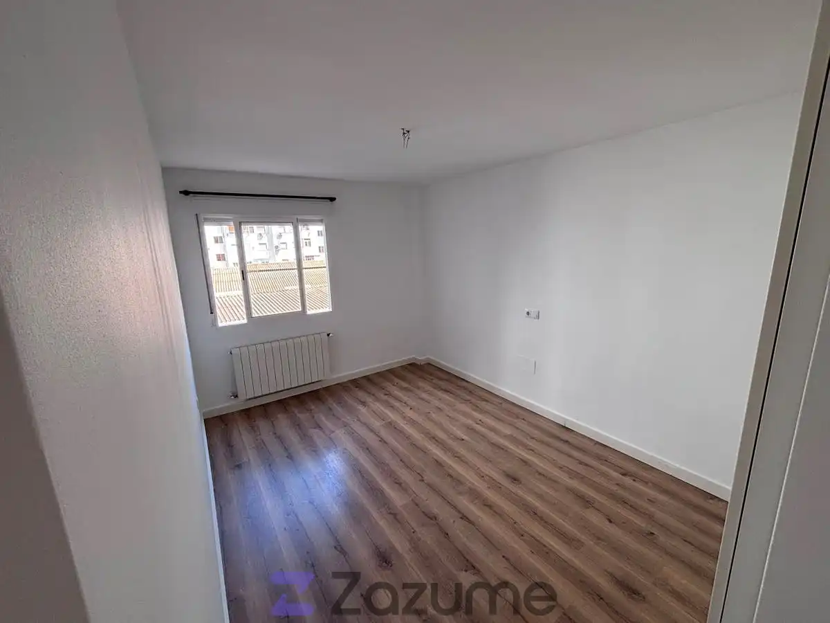 Bedroom of Flat for rent in Cartagena  with Air Conditioner, Heating and Parquet flooring