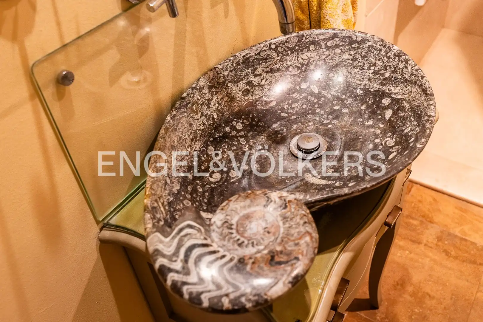 Bathroom of Detached homes for sale in Sevilla  with Air Conditioner, Heating and Storage room