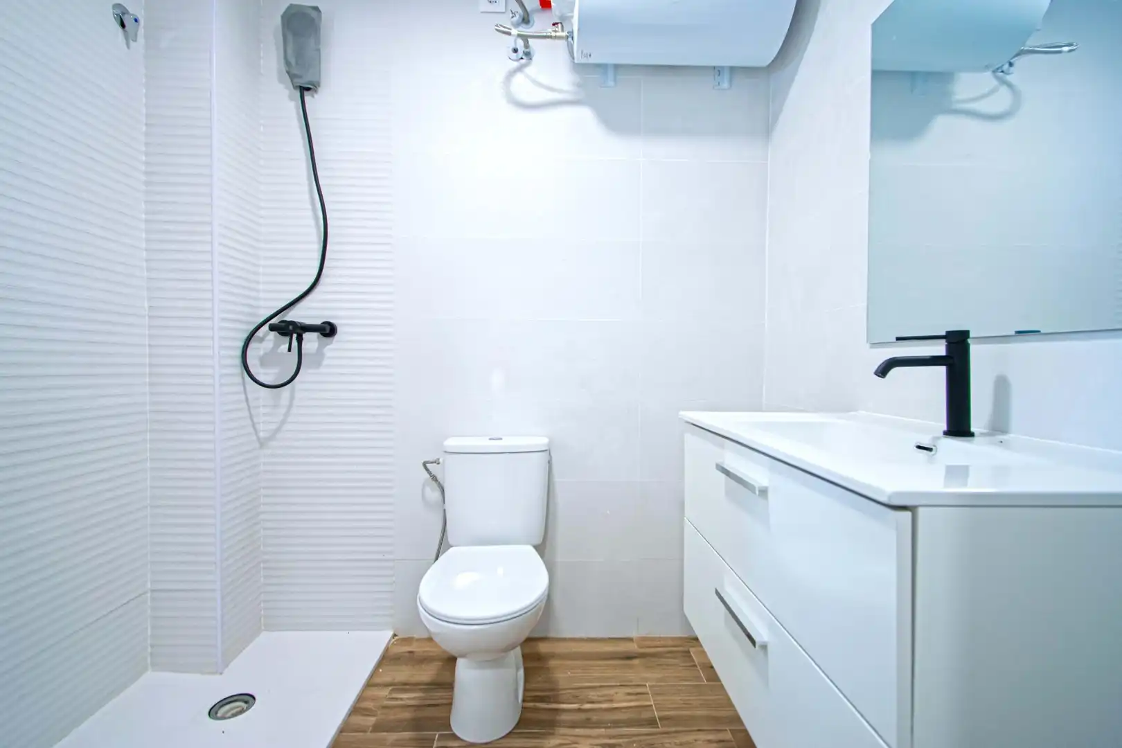 Bathroom of Ground floor for sale in Sevilla