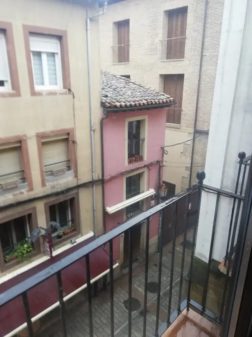 Habitatge amb terrassa en venda a Calle Albornoz