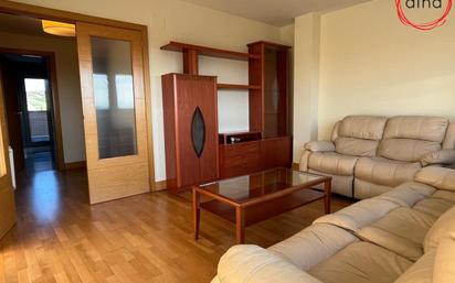 Living room of Flat to rent in Aranguren  with Heating, Terrace and Storage room