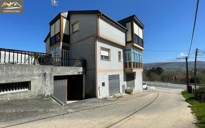 Vista exterior de Casa o xalet en venda en Maceda amb Terrassa