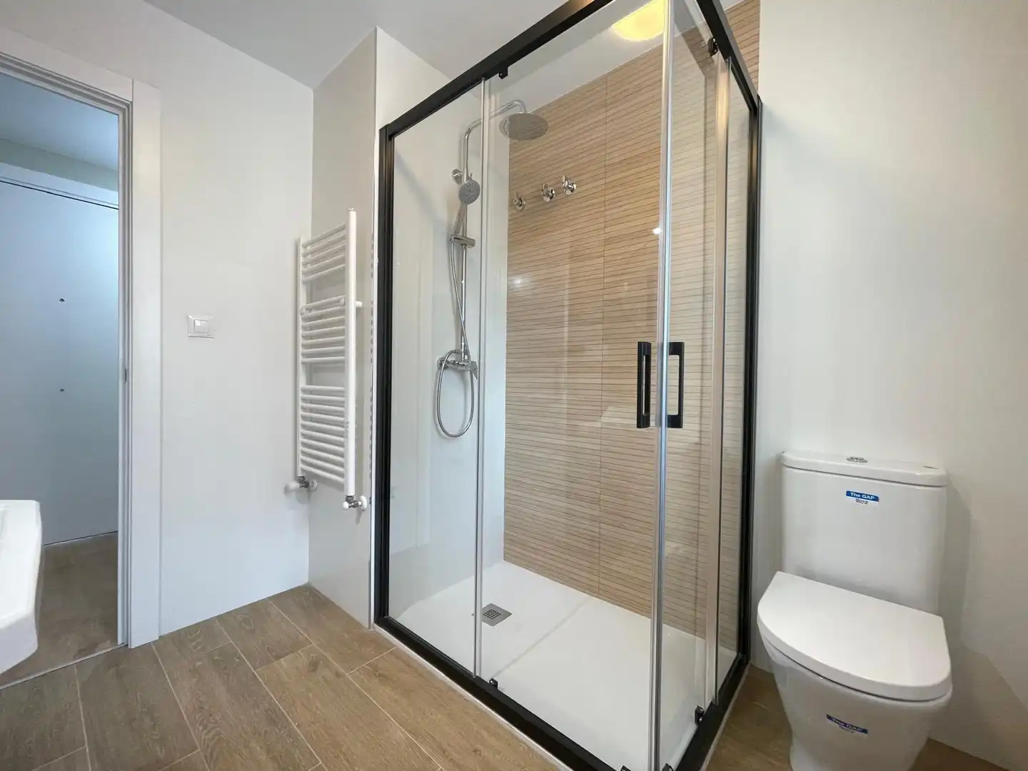 Habitación en CLAVELES, Zona Alta