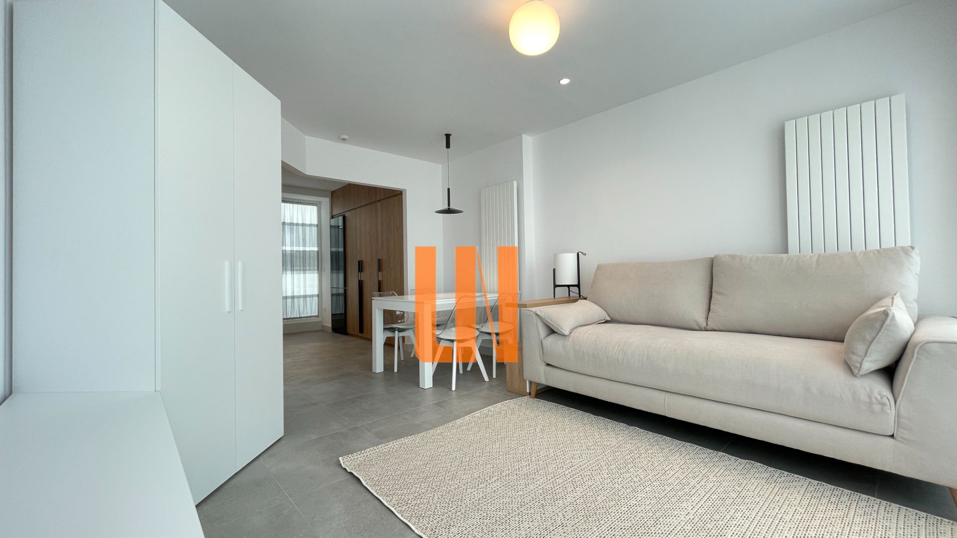Sala d'estar de Dúplex de lloguer en A Coruña Capital  amb Calefacció, Terrassa i Moblat