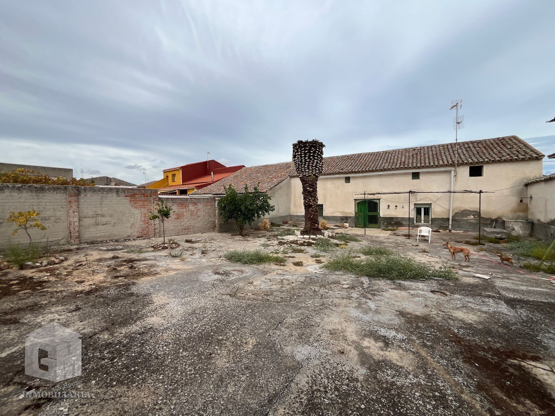 Country house for sale in Erustes