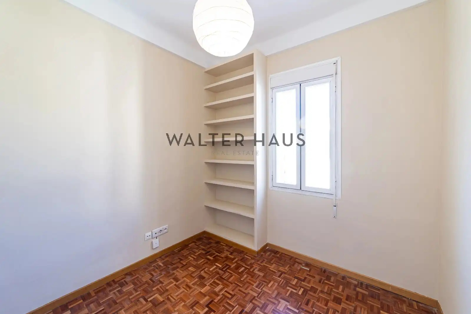 Schlafzimmer von Wohnung zur Miete in Madrid mit Klimaanlage, Heizung und Ofen