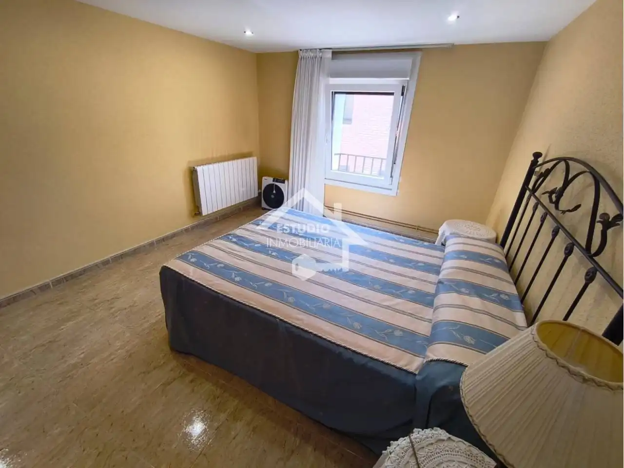 Bedroom of Houses for sale in Alesanco  with Heating, Private garden and Furnished