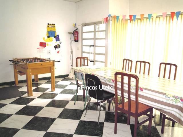 Local comercial en Venta en N/A en Santa Lucía