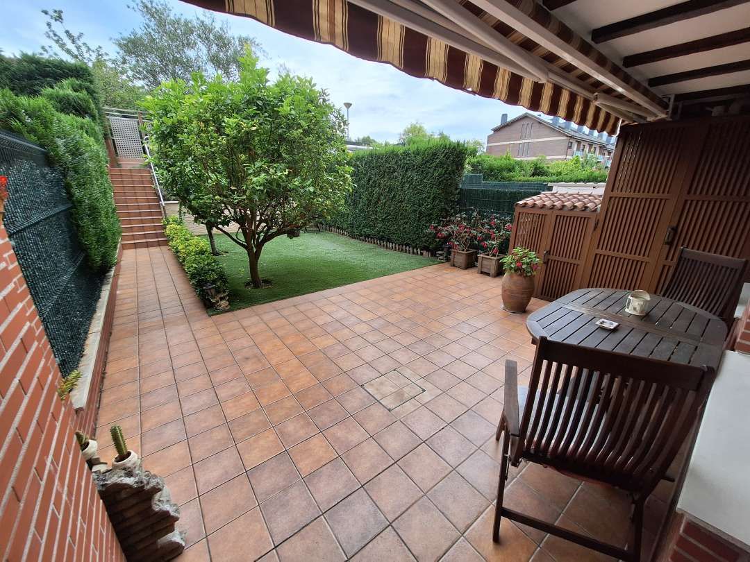 Casa adosada en venta