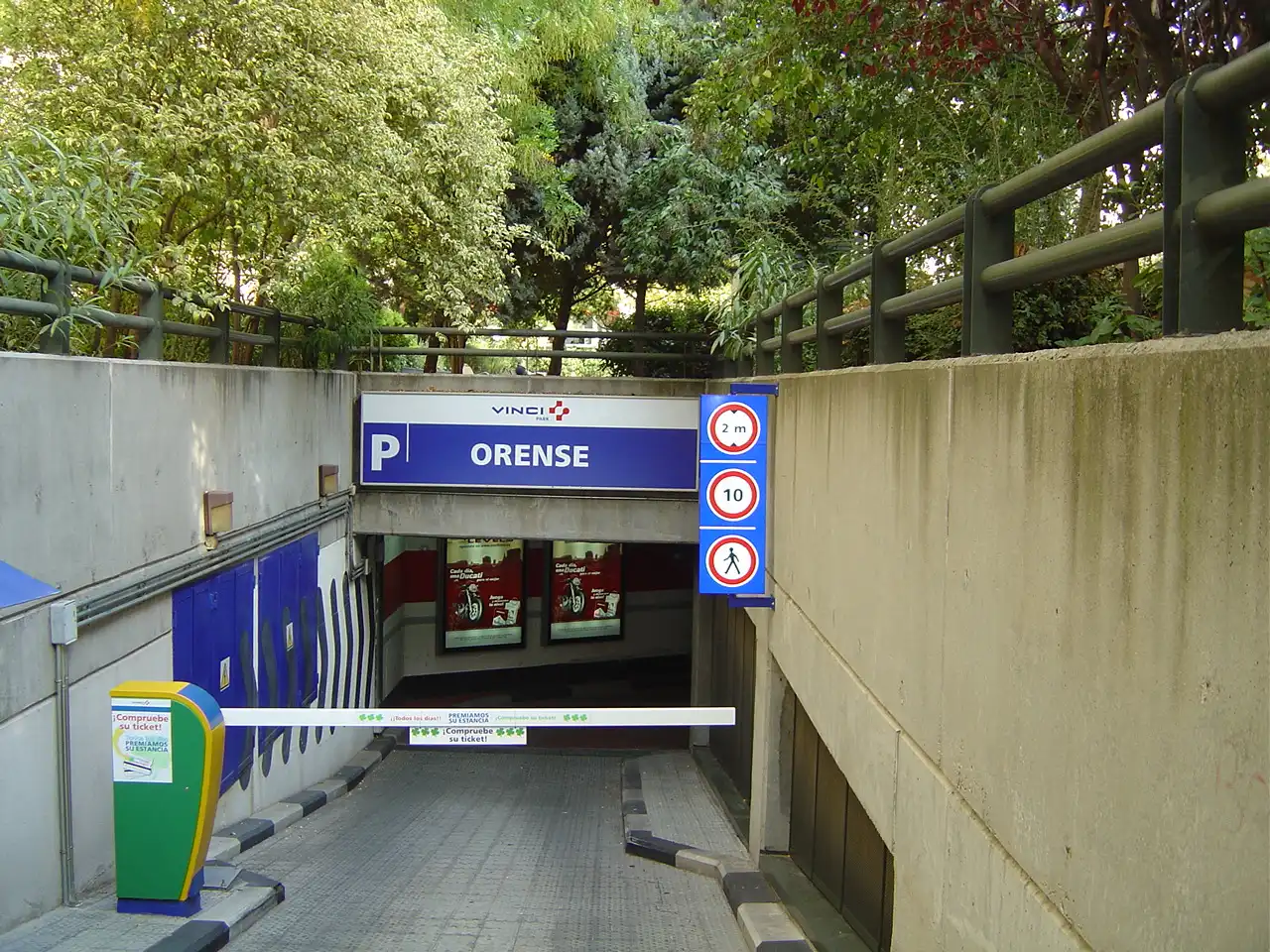 Individual amb ascensor de lloguer a Calle de Orense 50, imagen 3