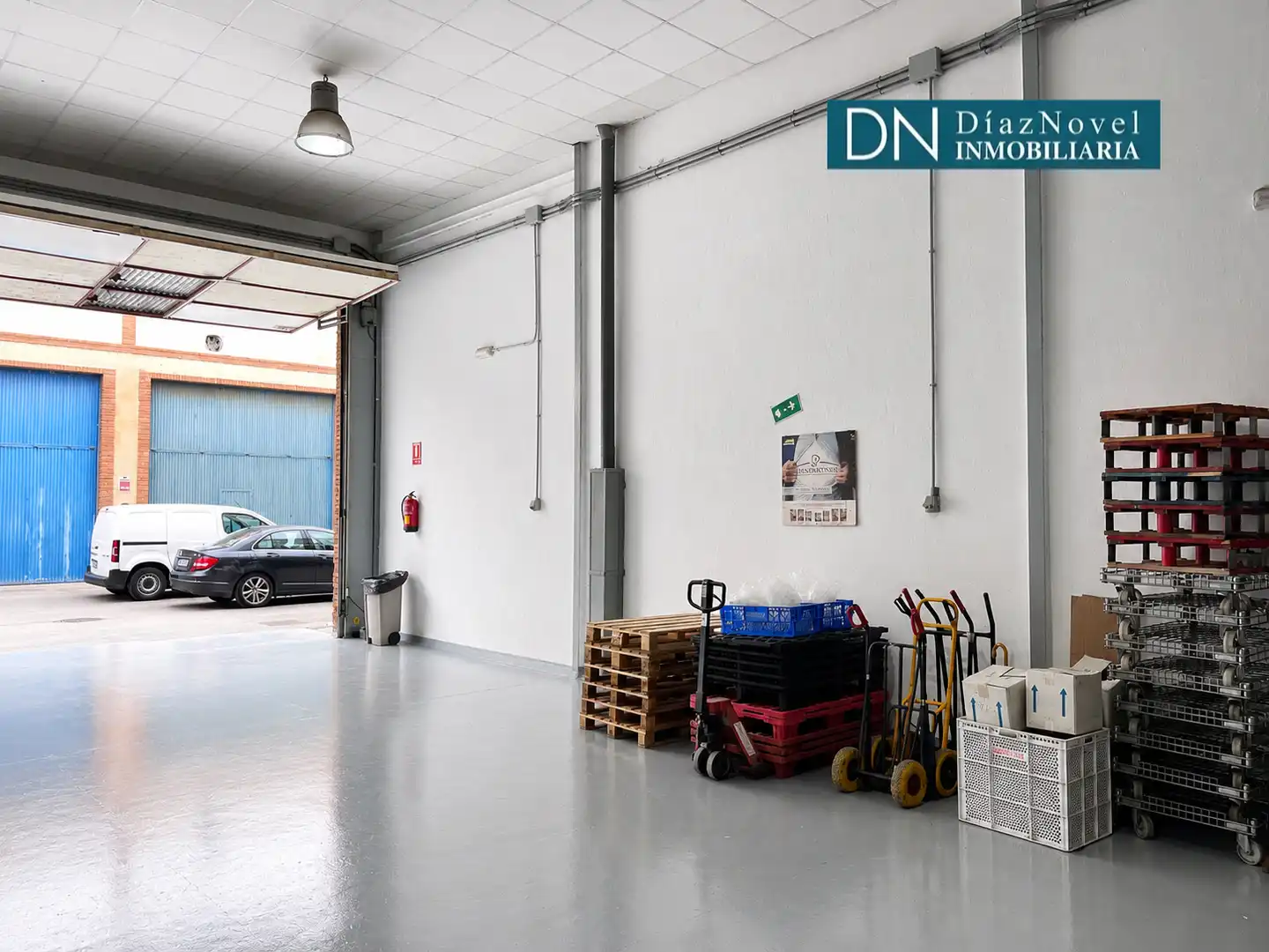 Parking de Nave industrial en venta en Málaga con Calefacción y Alarma