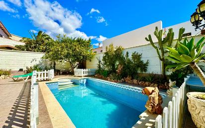 Swimming pool of House or chalet for sale in Cambrils  with Air Conditioner, Terrace and Swimming Pool