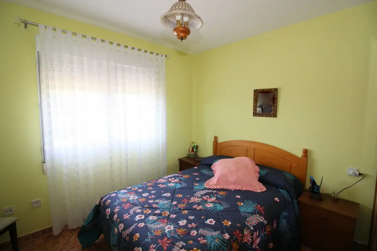 Habitación de Casa o chalet en venta en Mombeltrán con Calefacción, Jardín privado y Terraza