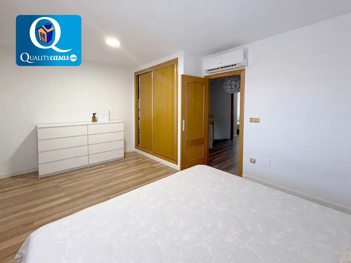 Habitación de Casa o chalet en venta en San Vicente del Raspeig / Sant Vicent del Raspeig con Aire acondicionado, Calefacción y Terraza