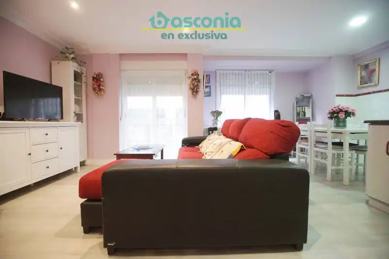Appartamento con terrazza in vendita a Extremadura Kalea