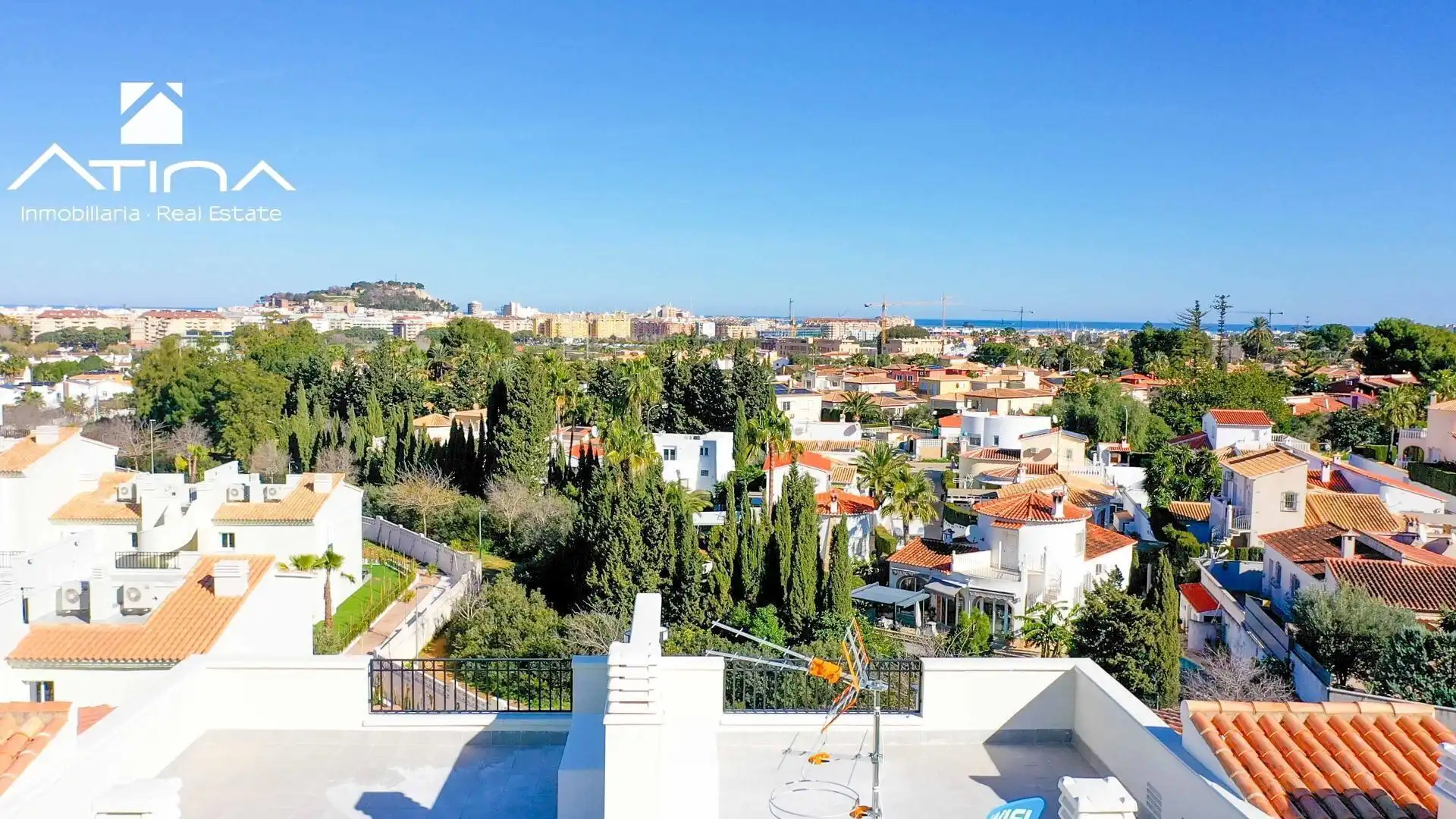 Exterior view of Detached homes for sale in Dénia  with Air Conditioner, Private garden and Terrace
