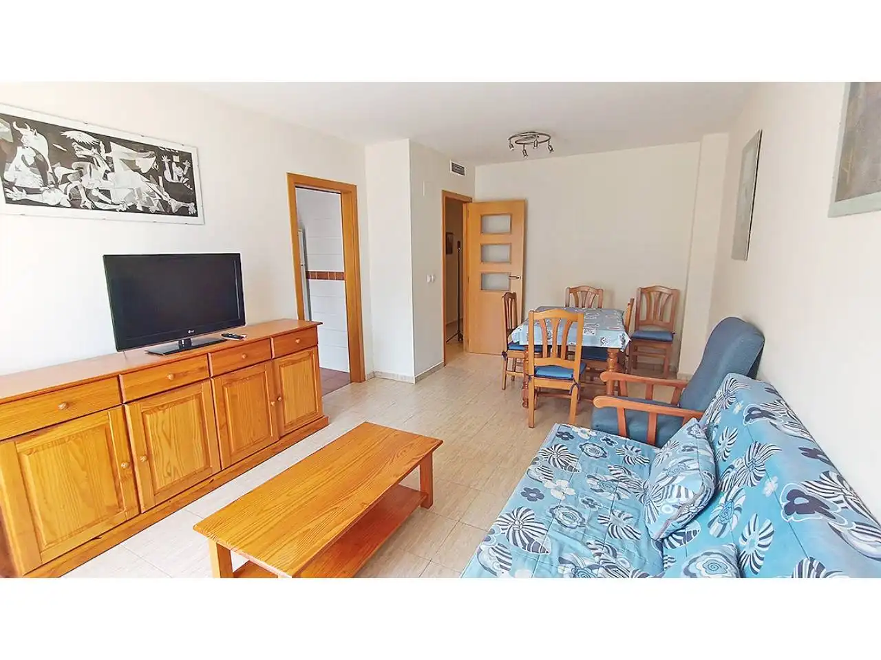 Piso con terraza en venta en Calle Migjorn