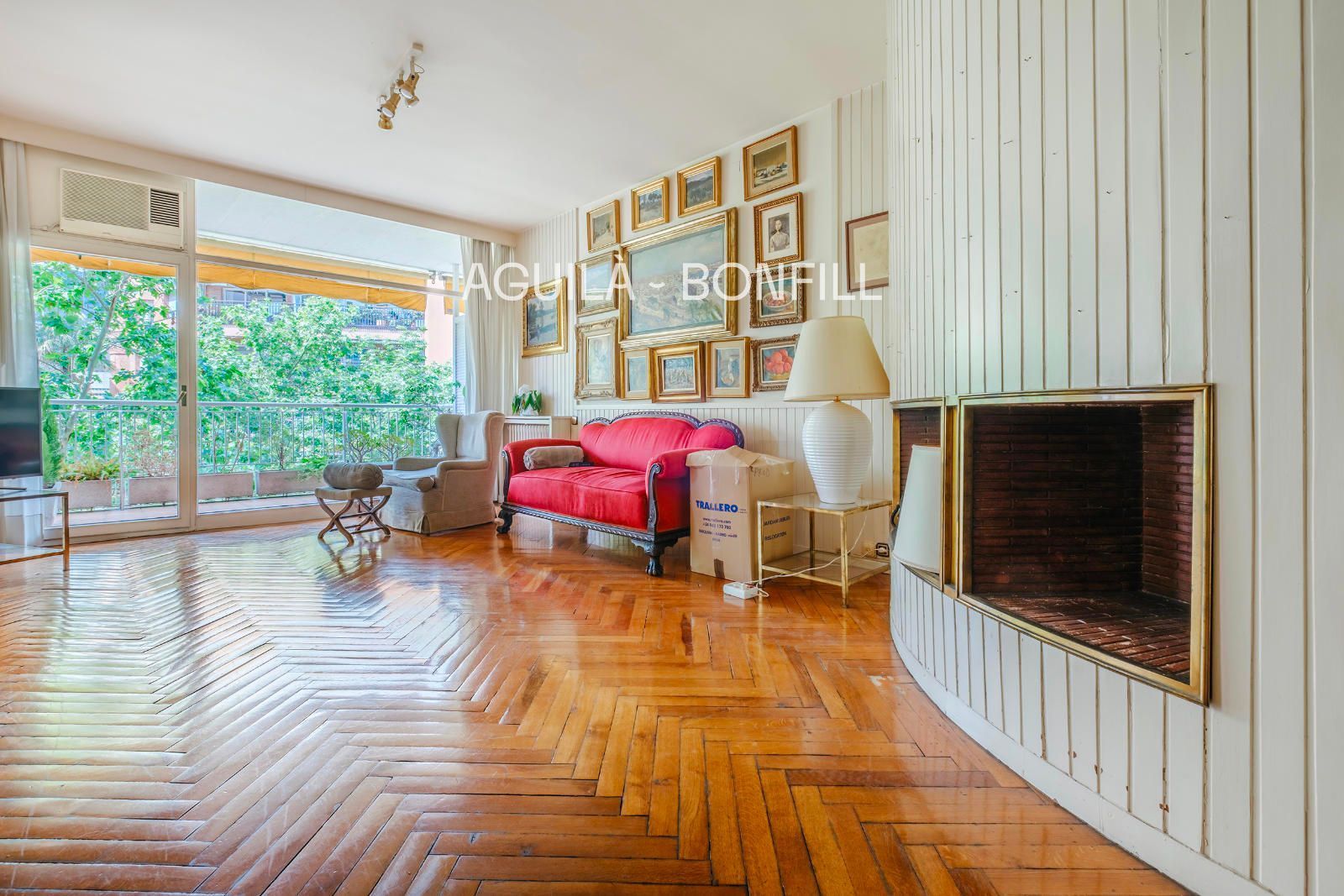 Sala d'estar de Pis en venda en  Barcelona Capital amb Aire condicionat, Calefacció i Parquet