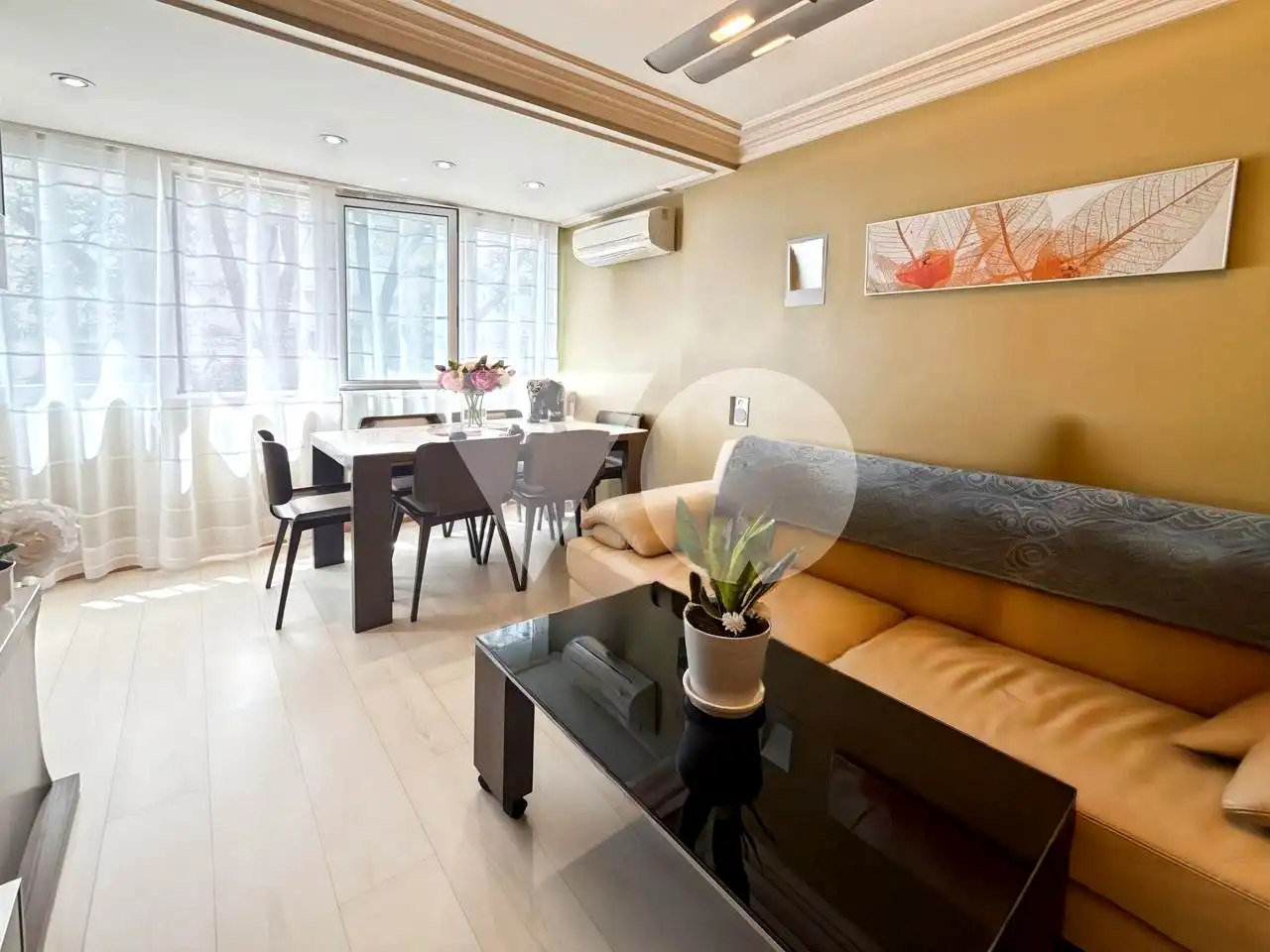 Living room of Flat for sale in Madrid  with Air Conditioner, Heating and Terrace