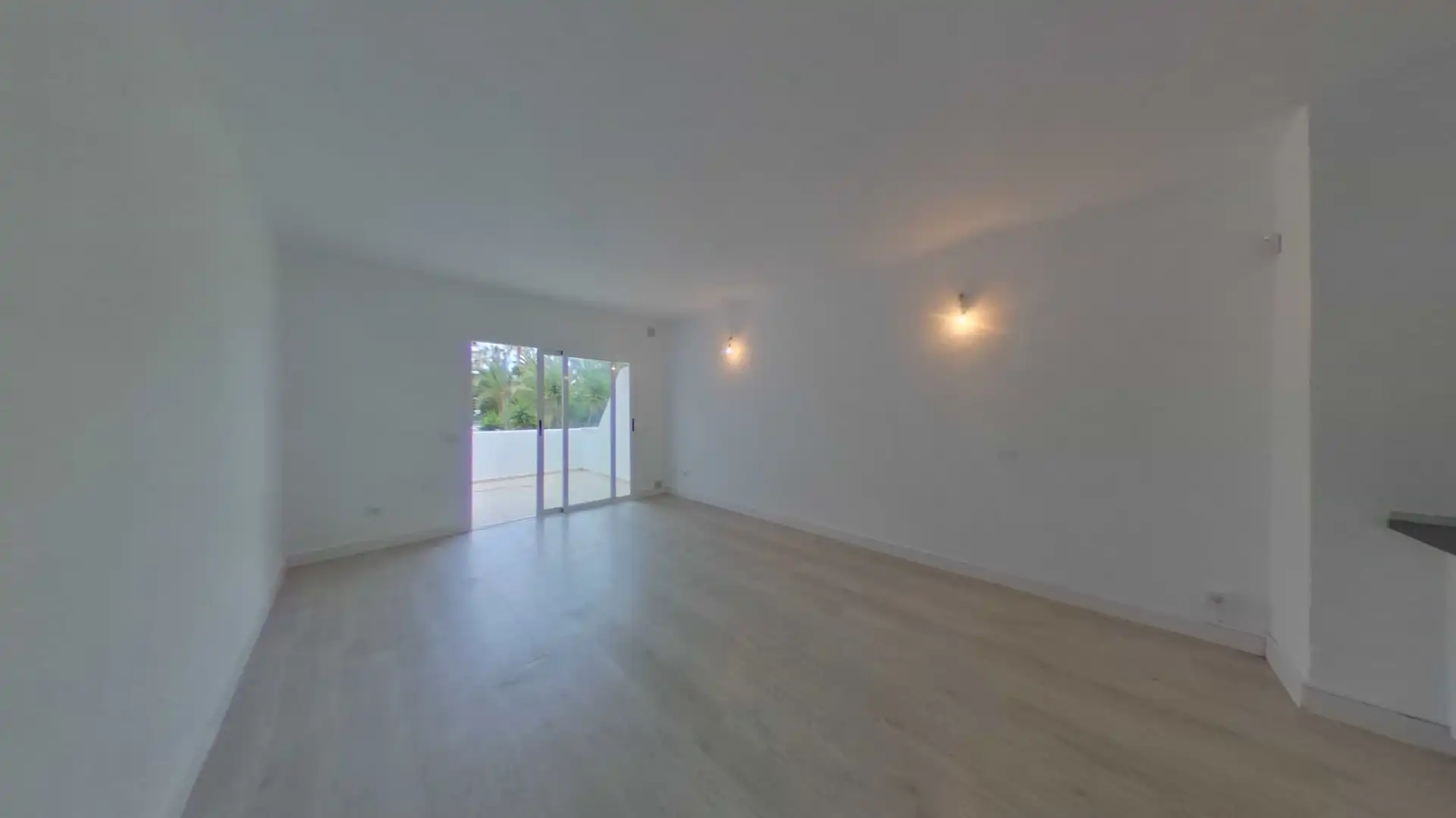 Wohnzimmer von Erdgeschoss zum Verkauf in Arona mit Schwimmbad