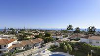 Vista exterior de Àtic en venda en Mijas amb Terrassa i Piscina