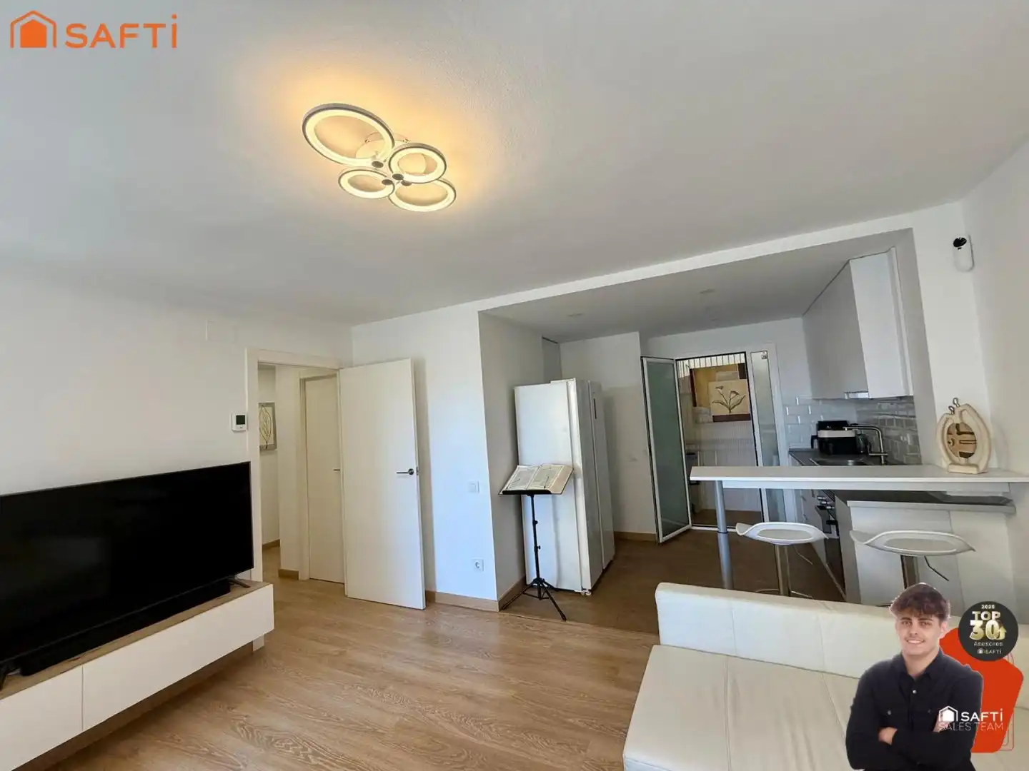 Sala de estar de Piso en venta en Pineda de Mar con Calefacción y Balcón