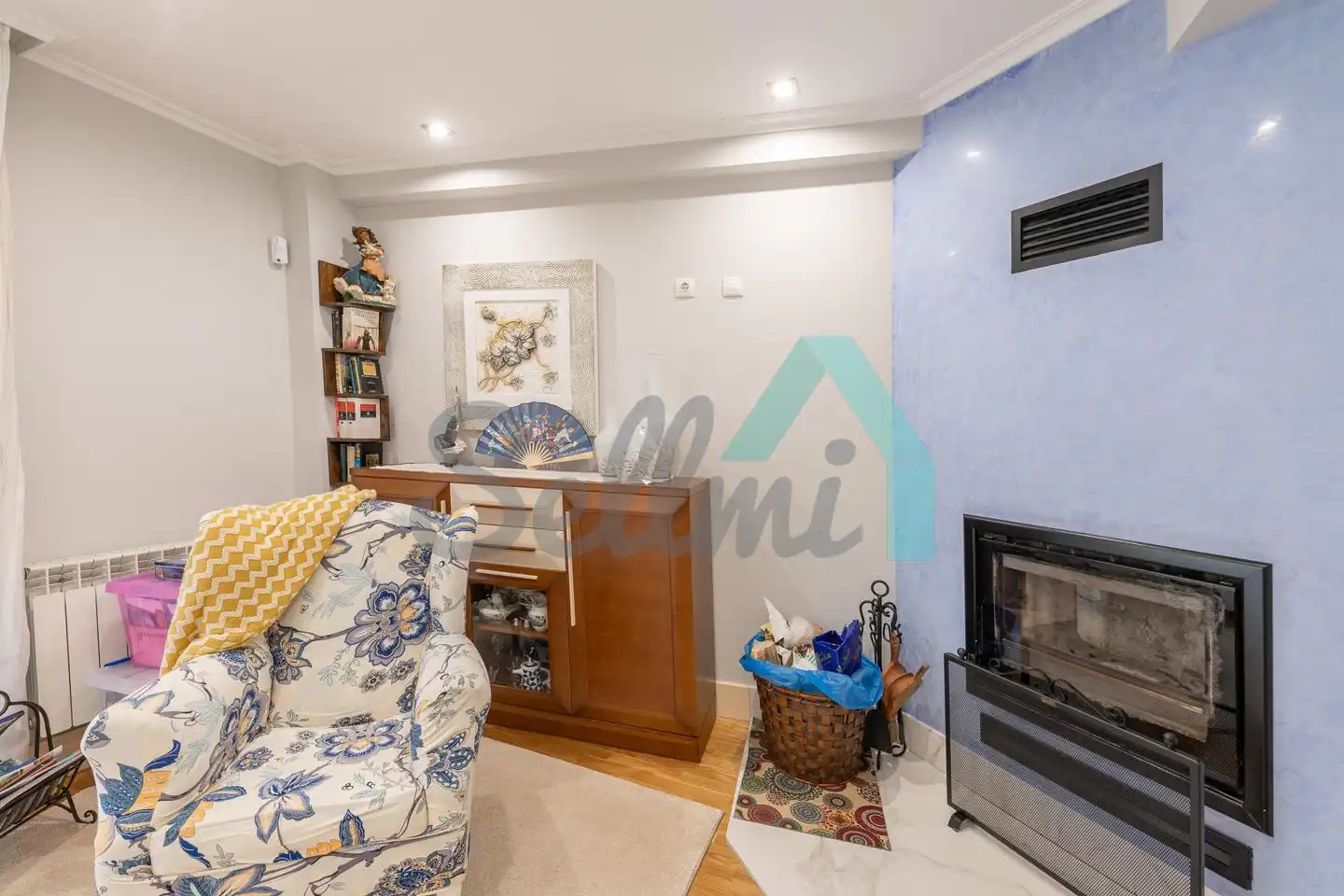 Wohnzimmer von Einfamilien-Reihenhaus zum Verkauf in Vegadeo mit Heizung, Privatgarten und Terrasse