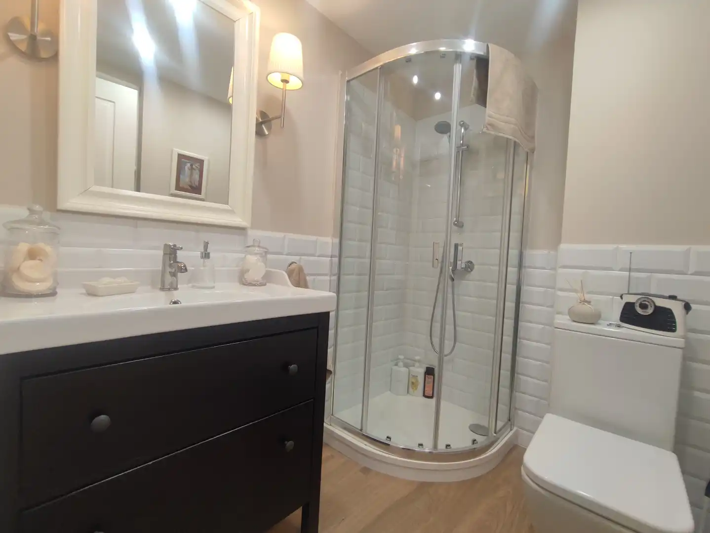 Baño de Piso en venta en Madrid con Aire acondicionado, Calefacción y Jardín privado