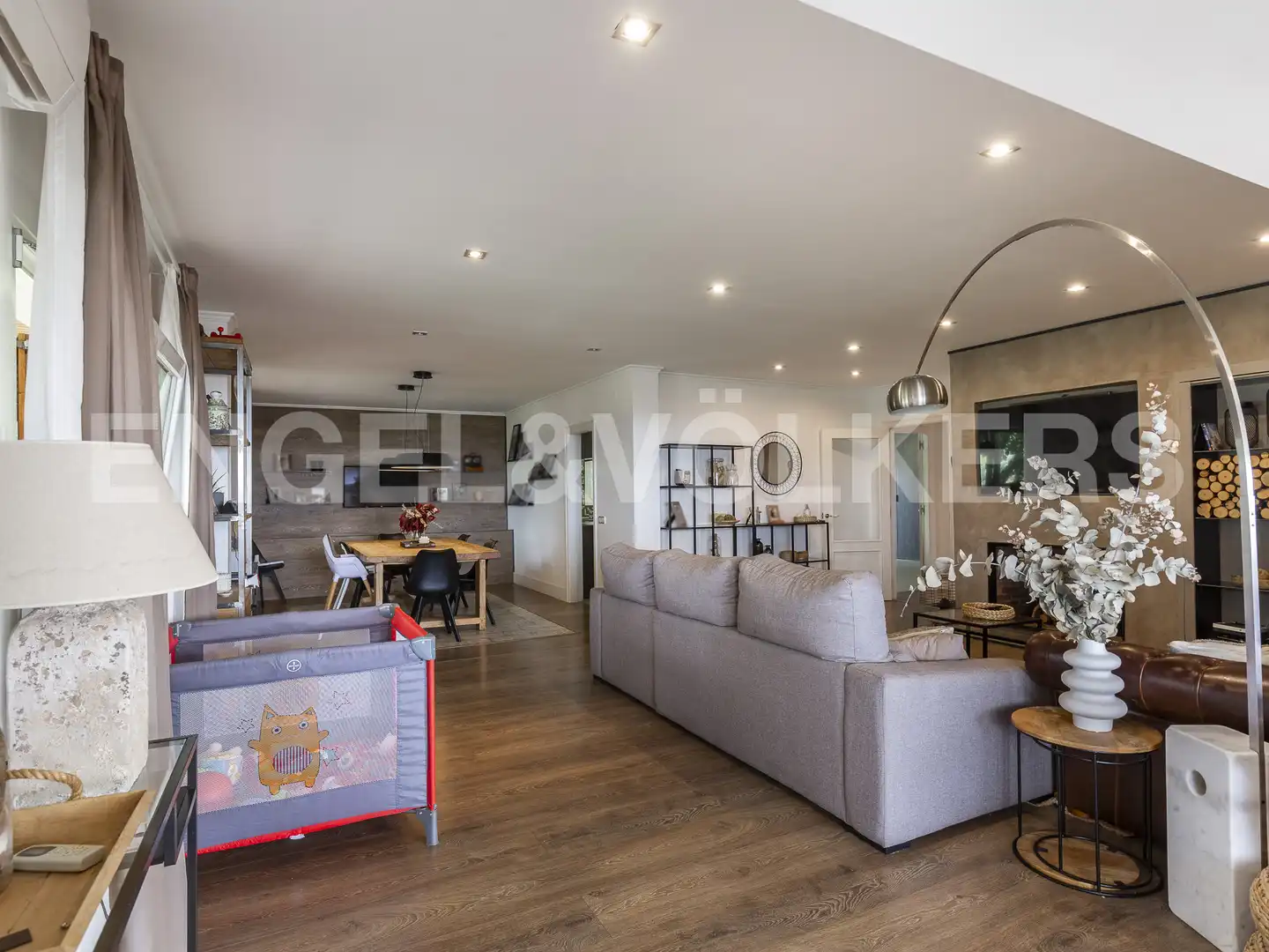 Living room of Country homes for sale in Caldes de Montbui  with Air Conditioner, Heating and Private garden
