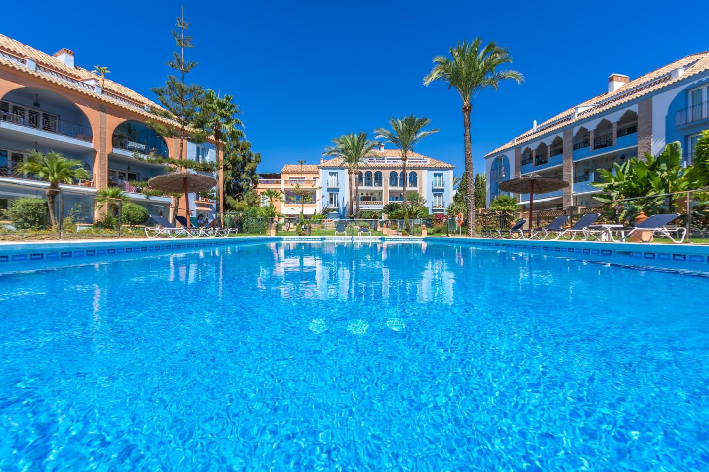 Swimming pool of Flat for sale in Casares  with Air Conditioner, Terrace and Storage room