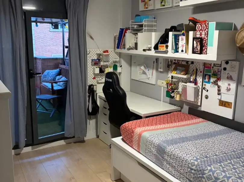 Bedroom of Flat for sale in Instituts - Universitat