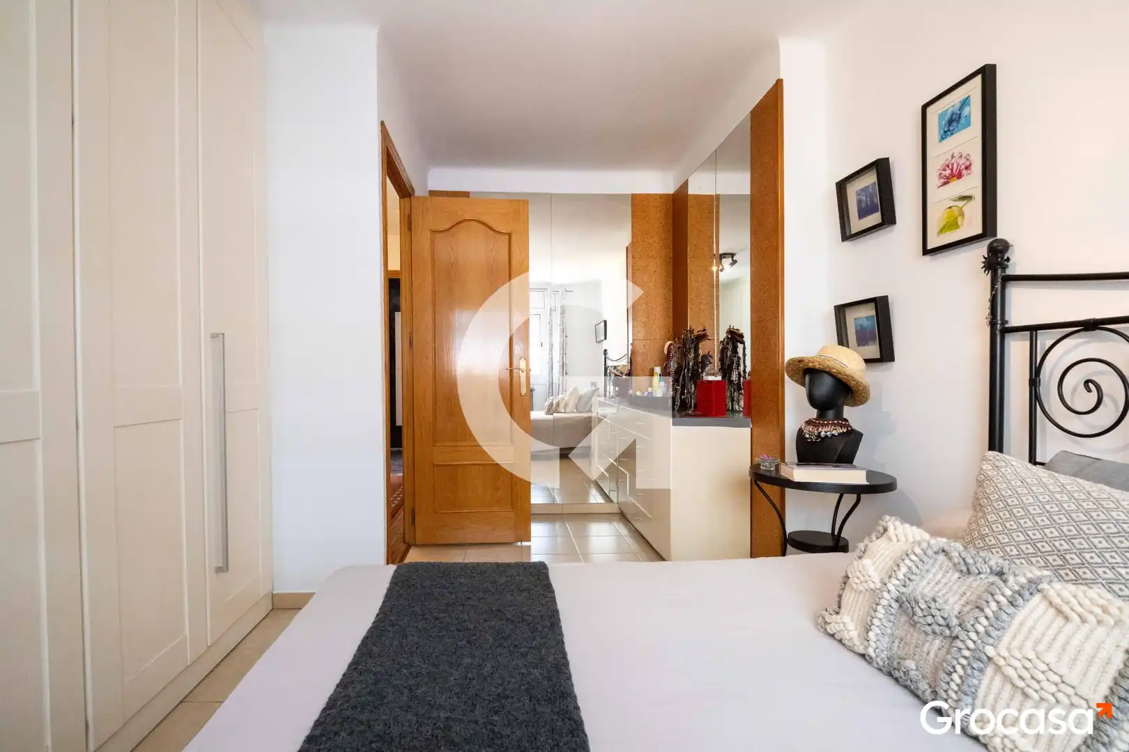 Habitación de Dúplex en venta en Granollers con Calefacción, Terraza y Amueblado
