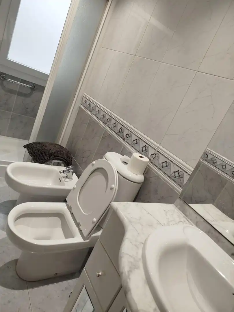 Bany de Pis de lloguer en Ronda