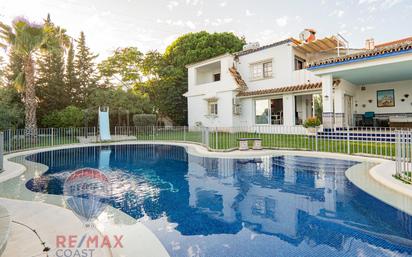 Exterior view of House or chalet for sale in Marbella  with Air Conditioner, Terrace and Swimming Pool