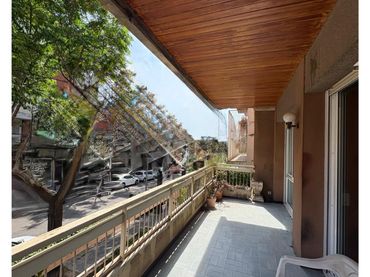 Piso con balcón en venta en Carrer de les Roses