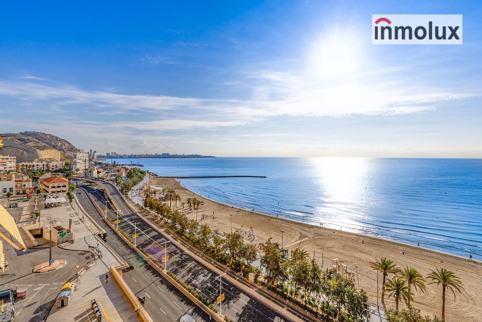 Vista exterior de Pis en venda en Alicante / Alacant amb Terrassa, Piscina i Moblat