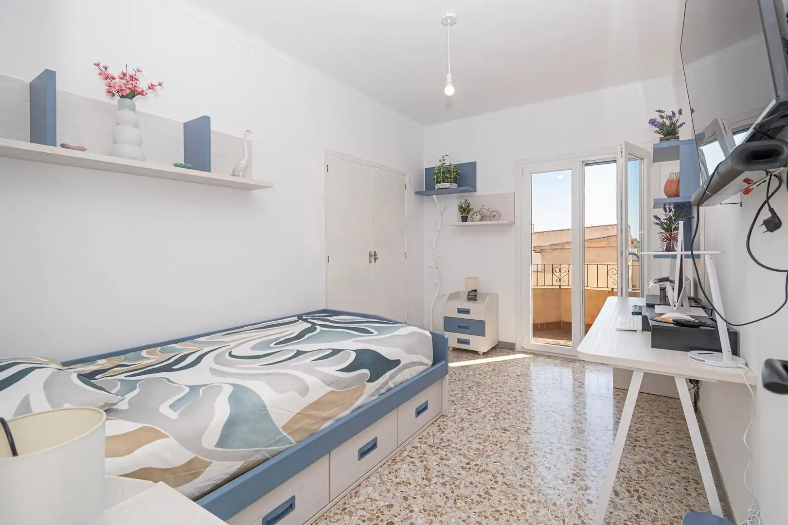 Bedroom of Attic for sale in Inca  with Heating, Balcony and Alarm