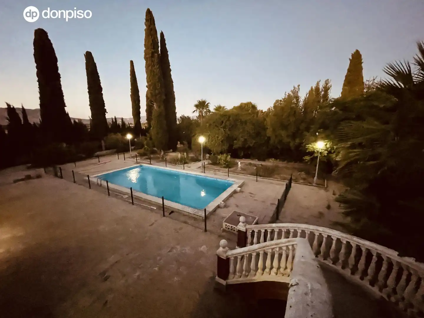 Piscina de Casa o xalet en venda en Chauchina amb Jardí privat, Parquet i Terrassa