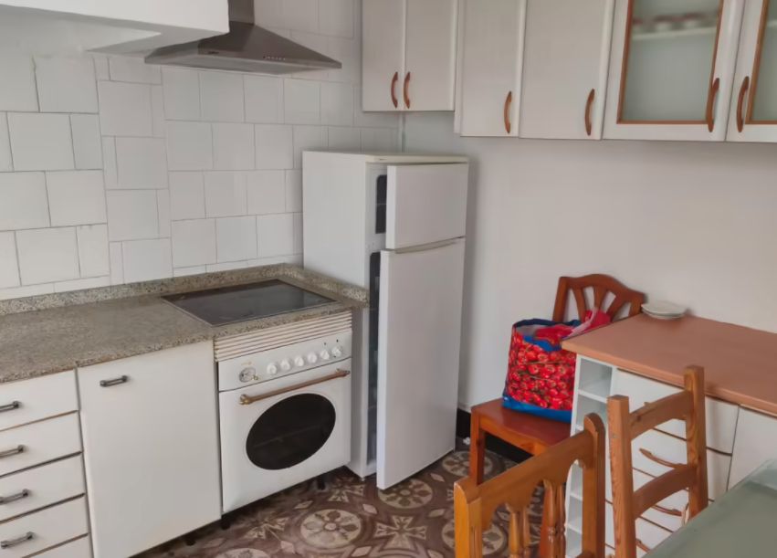 Kitchen of Flat to rent in Santiago de Compostela   with Furnished
