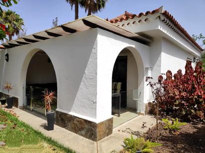 Außenansicht von Haus oder Chalet zum verkauf in San Bartolomé de Tirajana mit Klimaanlage und Terrasse