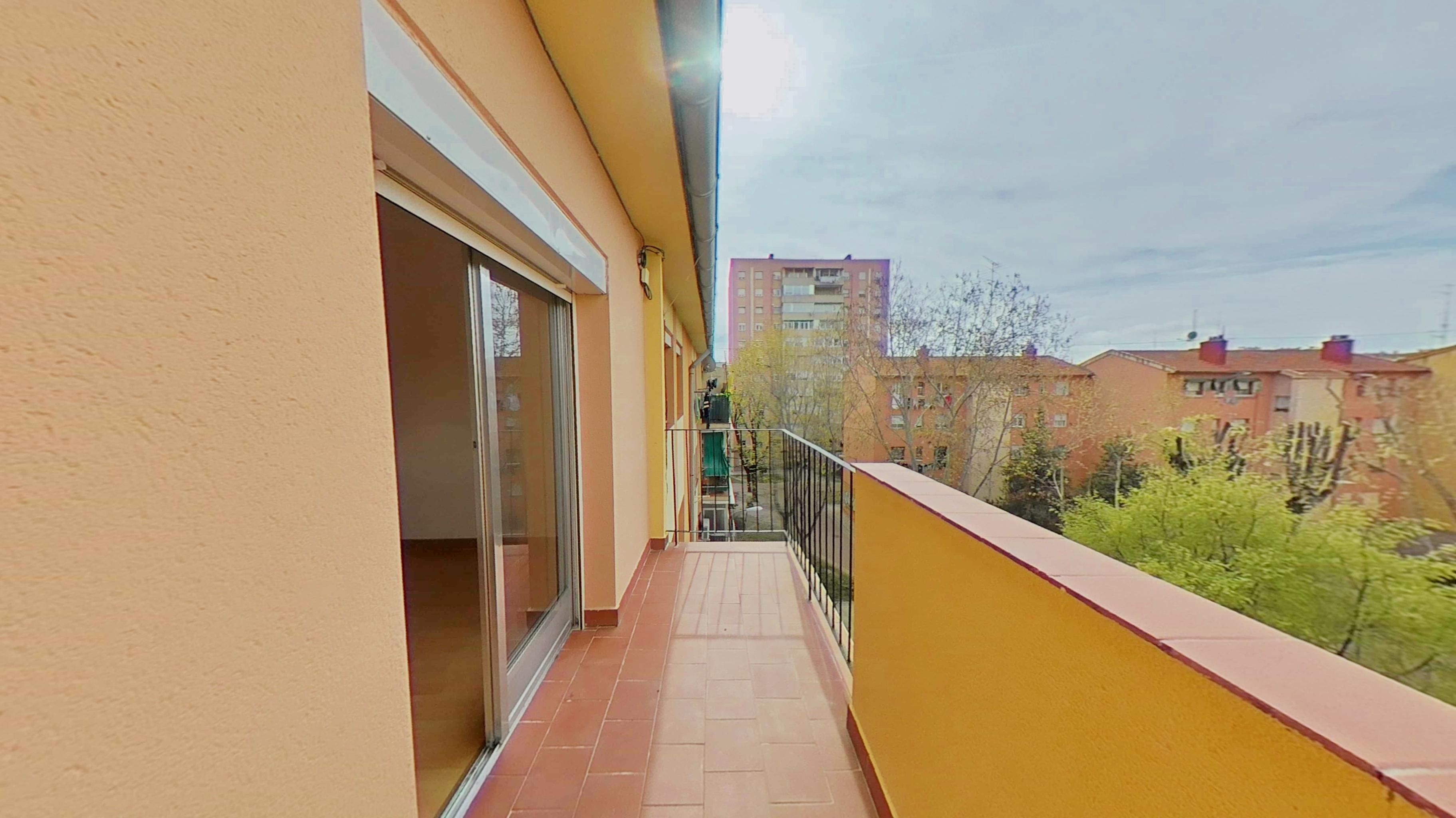 Terrassa de Pis de lloguer en  Madrid Capital amb Terrassa, Forn i Es permeten mascotes