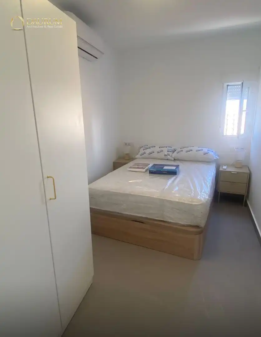 Dormitori de Casa o xalet en venda en Utrera amb Aire condicionat, Calefacció i Terrassa