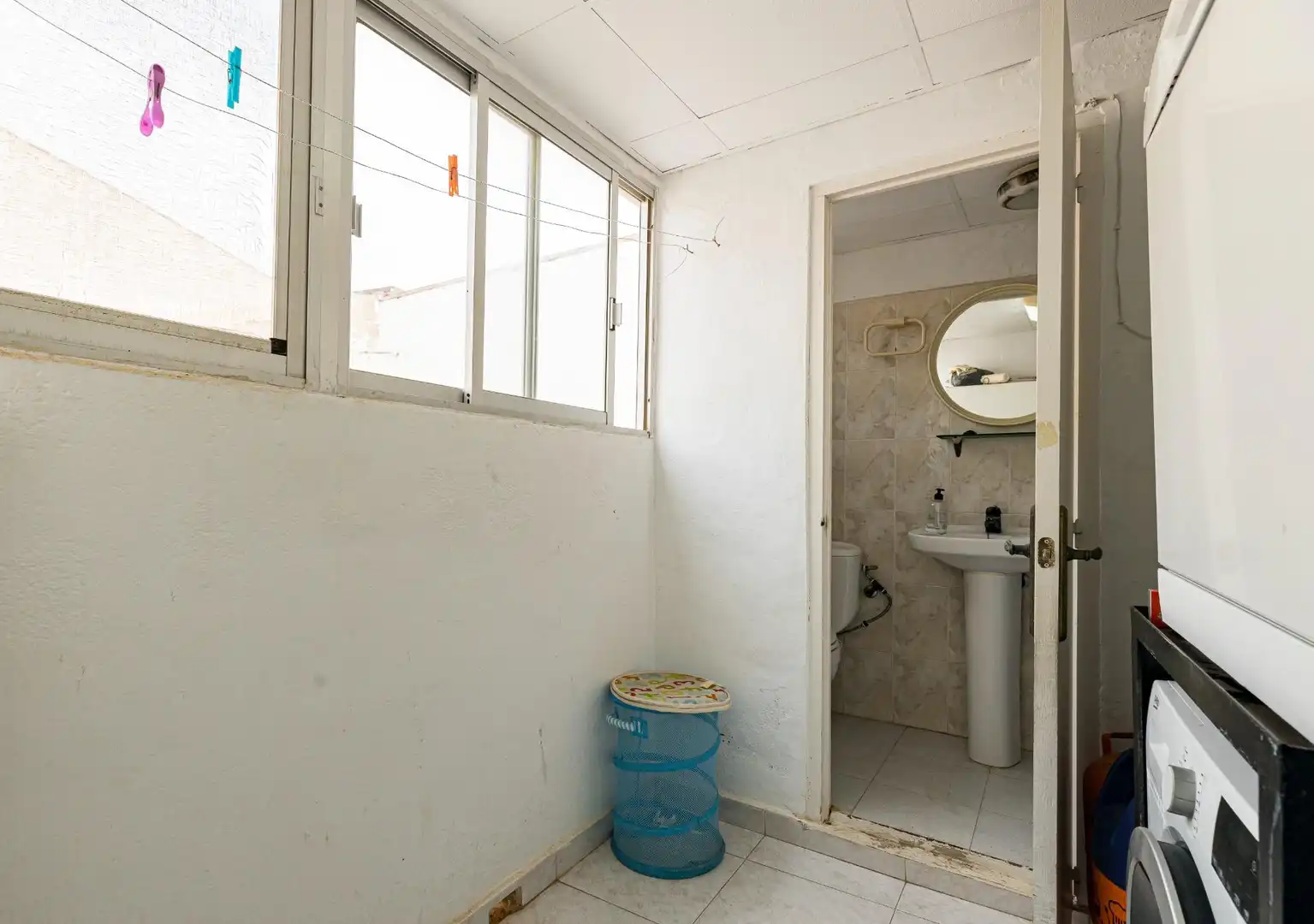 Baño de Piso en venta en Pilar de la Horadada con Aire acondicionado, Terraza y Amueblado