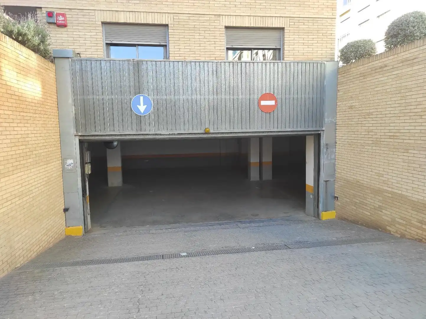 Parkplatz von Garage zum Verkauf in Valencia
