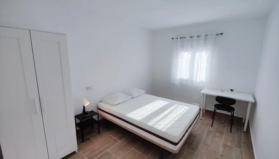 Photo 1 of Flat to share in Calle Nicolasa Fernández, Carlos Ruiz, Madrid